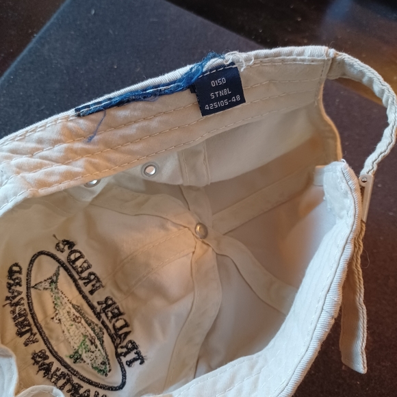 Baseball cap/hat - Picture 3 of 7